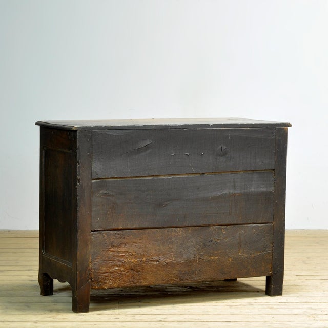Antique Louis XV Commode in Oak, 1750 For Sale - Image 15 of 16