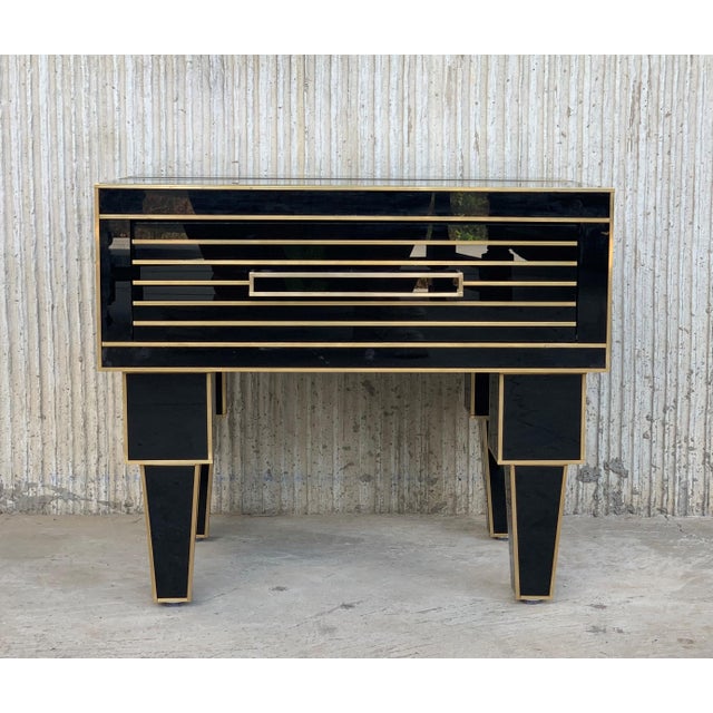 Art Nouveau New Pair of Mirrored Low Nightstand in Black Mirror and Chrome with Drawer For Sale - Image 3 of 18