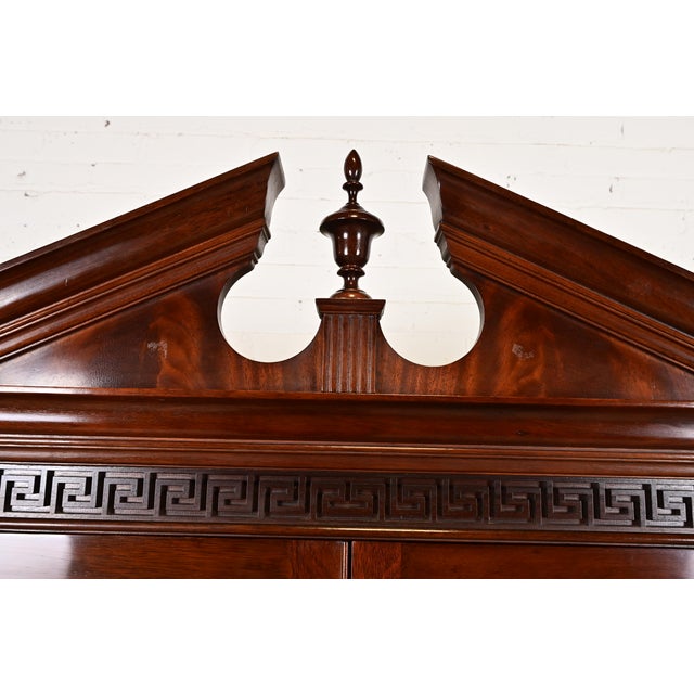 Brown Late 20th Century Stickley Chippendale Carved Flame Mahogany Lighted Breakfront Bookcase Cabinet For Sale - Image 8 of 12