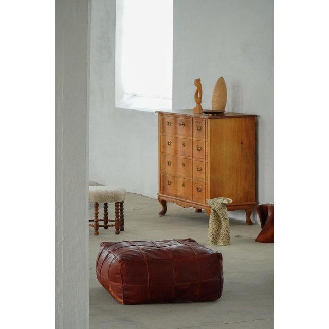 Mid-Century Modern Moroccan Patchwork Leather Ottoman, 1970s For Sale - Image 13 of 18