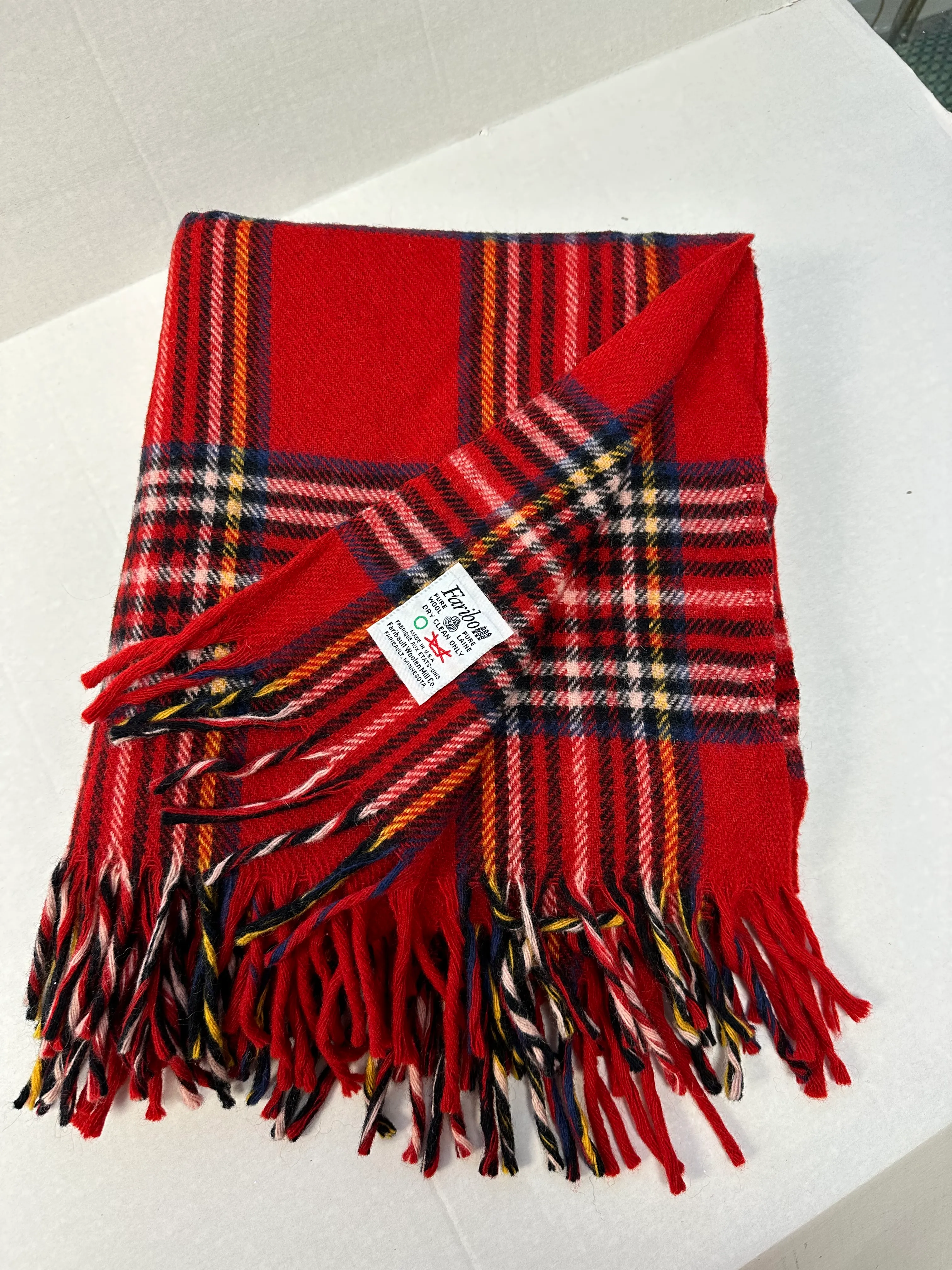 アメリカ老舗メーカー　Faribaulto「Faribo」ウールブランケット Vintage Faribo Wool Plaid Stadium Blanket | Chairish