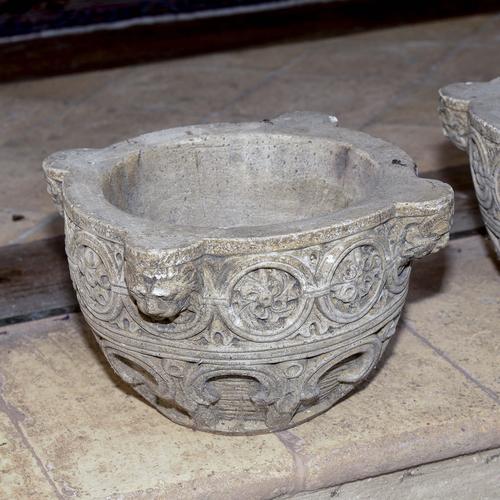 Baroque Style Mortar in Clay For Sale - Image 5 of 8