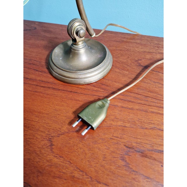 Art Nouveau Desk Lamp in Bronze and Opalescent Glass, 1890s For Sale - Image 15 of 16