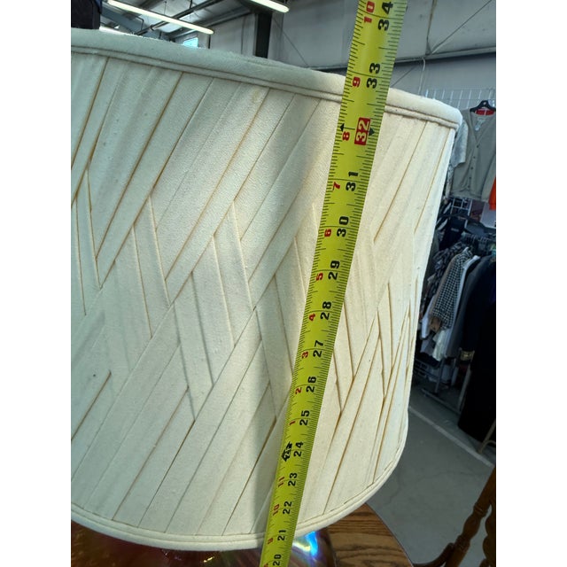 Glass Vintage Hollywood Regency Carnival Glass Lamp With Shades MCM 33in For Sale - Image 7 of 9