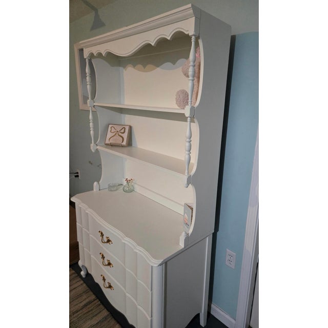 Broyhill 1970s French Provisional Dresser With Bookshelf, Restored and Painted. For Sale - Image 4 of 8