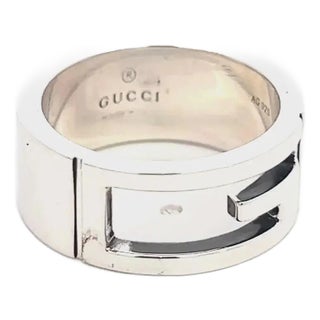1990s Gucci Estate Ring Size 5.5 Sterling Silver Height, Size 5.5 For Sale