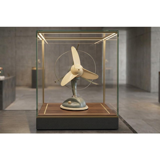 Splendid original ercole marelli fan, model tipo o-304, made in milan. it is not just a simple household appliance, but a...