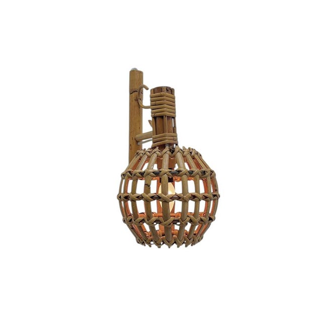 Mid-Century Modern Bamboo and Rattan Wall Lamp in the style of Louis Sognot, 1960s For Sale - Image 3 of 10