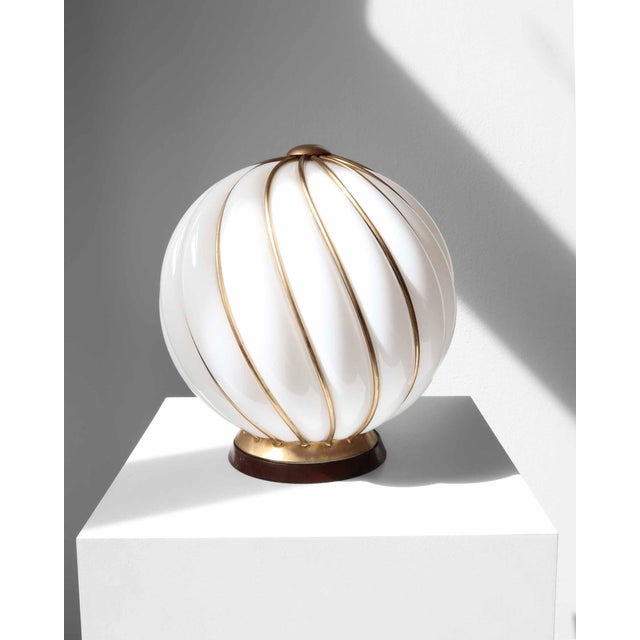 Mid-Century Modern Spiral Murano Glass Table Lamp by Adolf Loos for VeArt, 1970s For Sale - Image 3 of 3