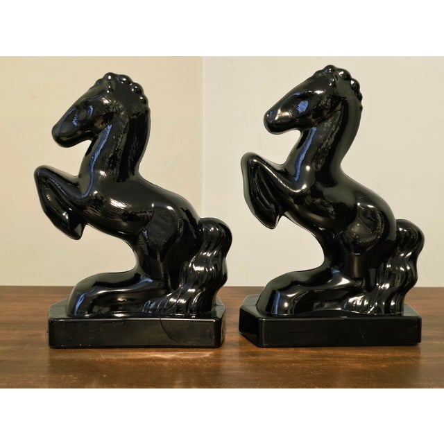 Mid-Century Modern l.e.. Smith Black Amethyst Glass Rearing Horse Figurines – Mid 20th Century Pair For Sale - Image 3 of 11