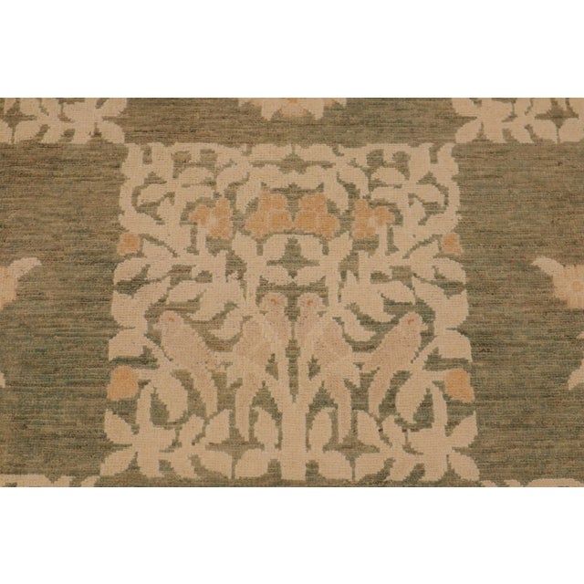 1990s Bohemien Ziegler Green Beige Hand-Knotted Wool Rug - 8'11'' X 12'1'' For Sale - Image 5 of 8