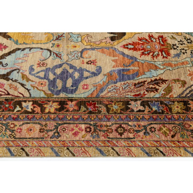 2020s 8x10 Vibrant Modern Bidjar Style Abstract Floral Wool Area Rug in Beige For Sale - Image 5 of 11