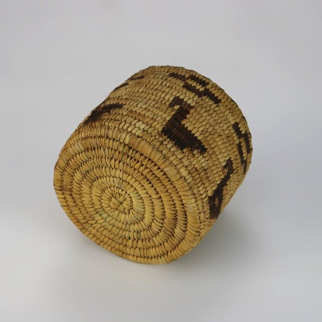 Wood Vintage Southwest Native American Figural Woven Reed Basket 20thC For Sale - Image 7 of 7