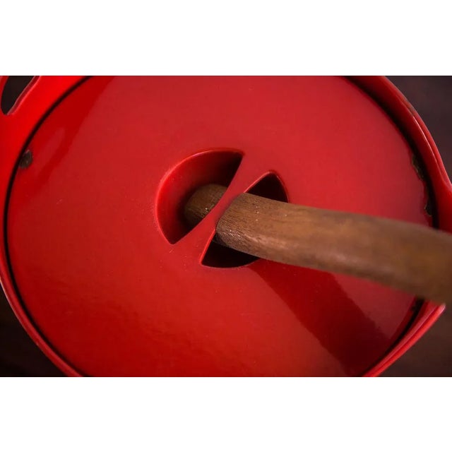 1950s Vintage Casserole Dish by Timo Sarpaneva for Rosenlew & Co, 1950s For Sale - Image 5 of 7