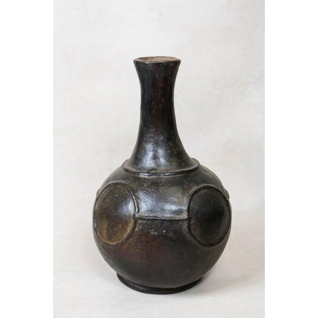 Vintage Mangbetu Clay Vase For Sale - Image 5 of 5