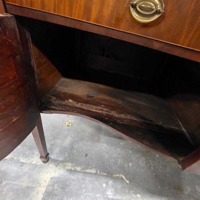 English George III Hepplewhite Serpentine Mahogany Sideboard W/Solid Slab Top Faux Drawer Fronts, Concealed Twin Cabinets & Side Access Door,1790–1805 For Sale - Image 17 of 18
