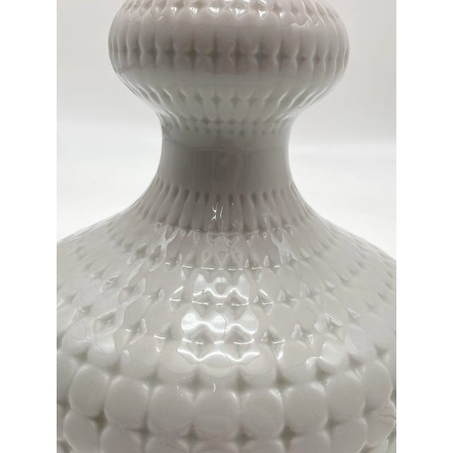 Space Age Table Lamp with Red Fabric Shade and White Porcelain Base from the Wallendorf Porcelain Factory, GDR, 1970s For Sale - Image 5 of 13