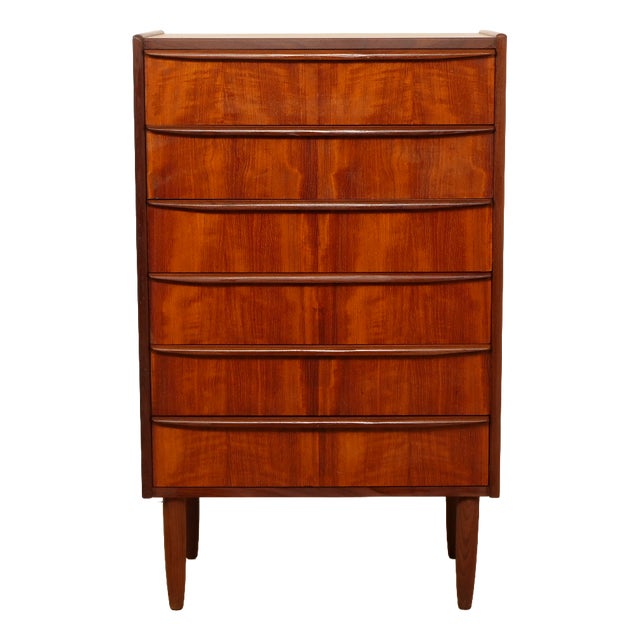 Vintage Danish Chest of Drawers in Teak For Sale