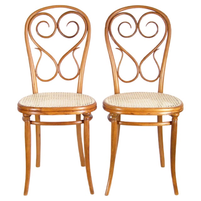 Nr.4 Chair by Michael Thonet, 1860s For Sale