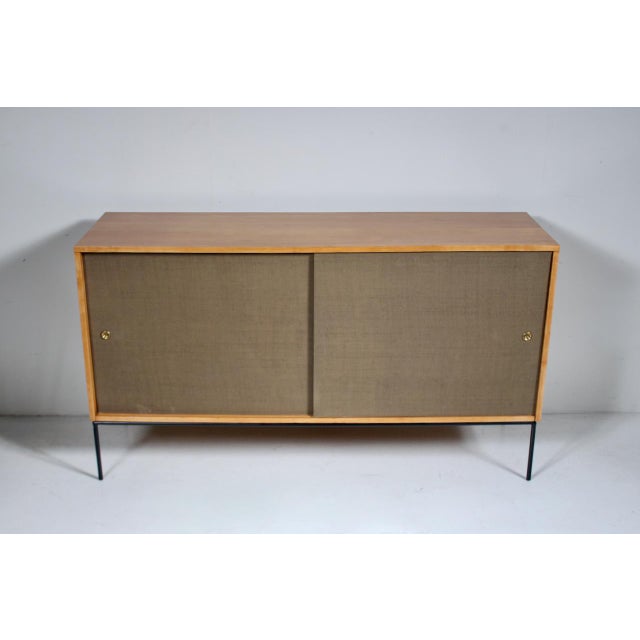 Mid-Century Modern Paul McCobb Planner Group Maple, Grasscloth & Wrought Iron Credenza, 1950s For Sale - Image 3 of 18