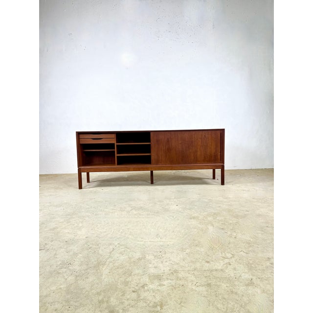 1960s Vintage Danish Sideboard by Aksel Kjersgaard, 1960s For Sale - Image 5 of 10