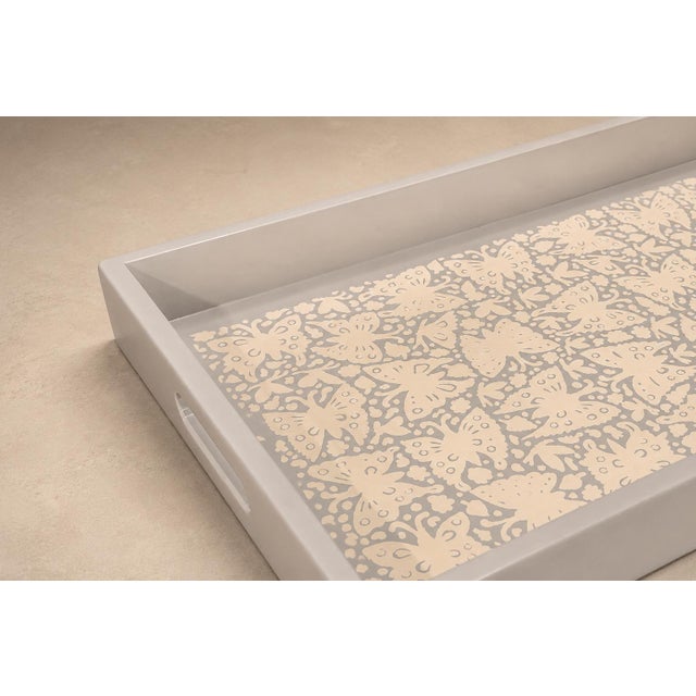 Large "Butterflies" Decorative Tray, Lacquered Wood, Ensamble Artesano, 2024 For Sale - Image 10 of 16