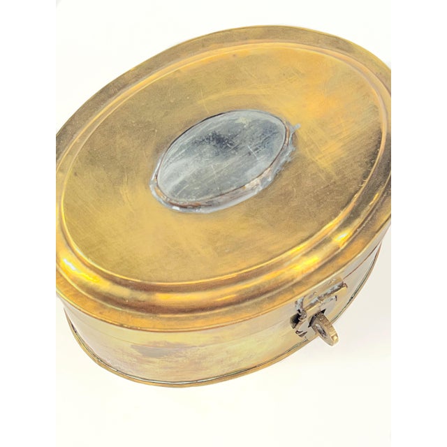 Vintage Brass Trinket Box With Natural Horn Cabochon For Sale In Atlanta - Image 6 of 10