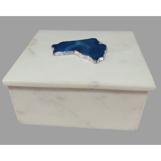 Late 20th Century Vintage White Marble Trinket Jewelry Box Blue Agate Stone Top For Sale - Image 4 of 11
