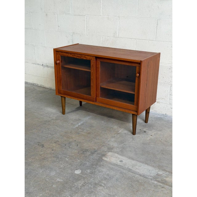 Brown Pair of Danish Mid Century Modern Teak Glass Door Cabinets Display Credenzas Bookcases For Sale - Image 8 of 10