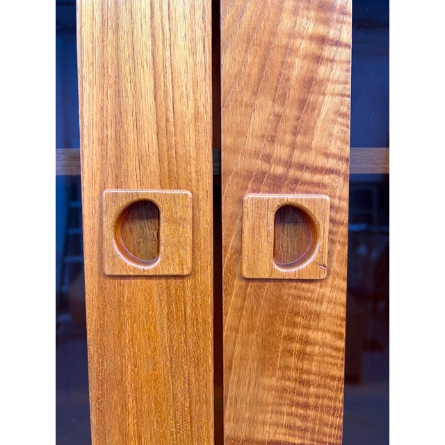 Mid-Century Danish Modern Teak Lighted Display Cabinet For Sale - Image 11 of 12