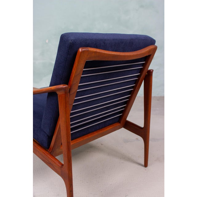 Wood Vintage Teak Lounge Chair by Ib Kofod-Larsen, 1960s For Sale - Image 7 of 14