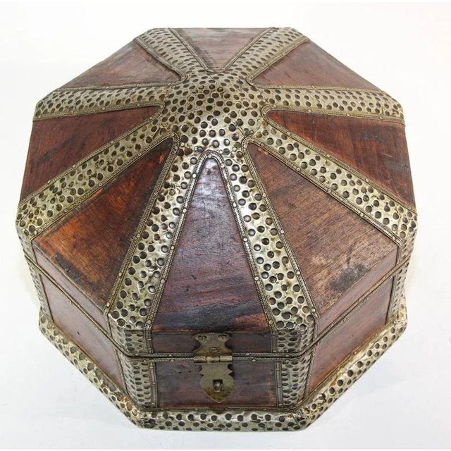 Folk Art Mid 20th Century Large Asian Decorative Wooden Jewelry Box With Hammered Brass Metal Overlay For Sale - Image 3 of 13