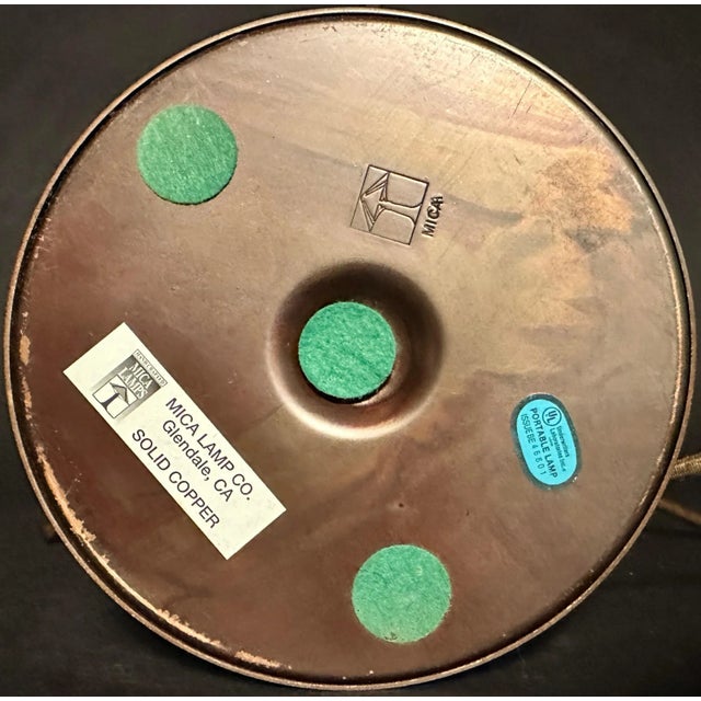 Late 20th Century Late 20th Century Mica Lamp Co. Copper And Mica Lamp For Sale - Image 5 of 7