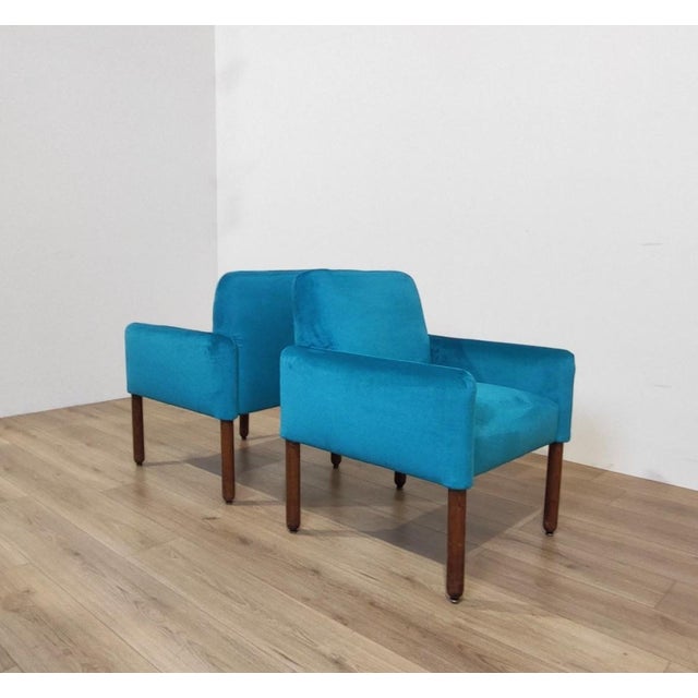 Cassina Model 896 Armchairs in Turquoise Velvet by Vico Magistretti for Cassina, 1963, Set of 2 For Sale - Image 4 of 11
