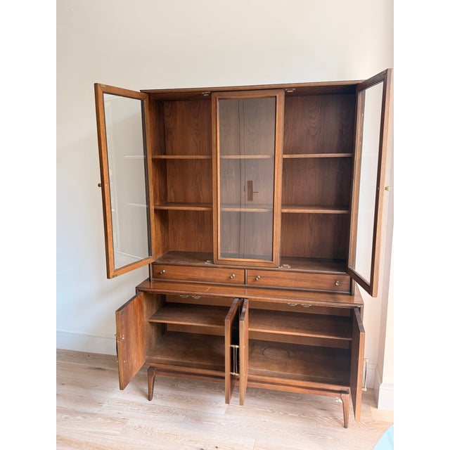 Keller Mid-Century Modern Walnut China Cabinet / Bar Hutch For Sale In Washington DC - Image 6 of 6