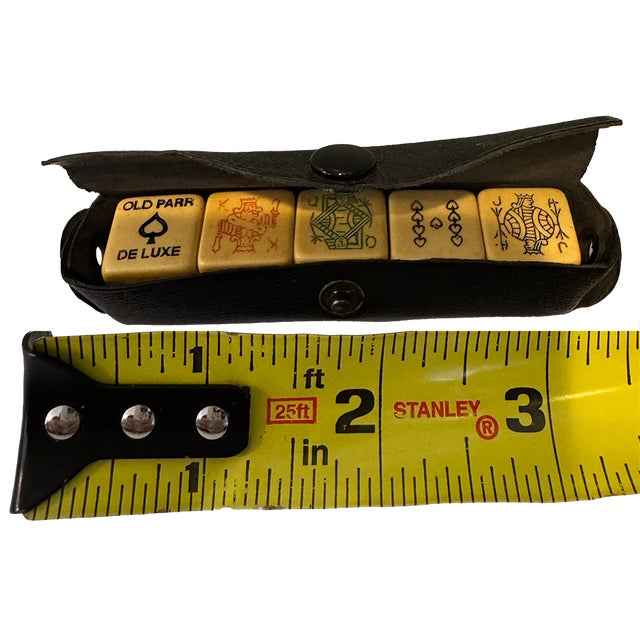 Vintage 1950s Old Parr De Luxe Bakelite Poker Dice Set in Fitted Case For Sale - Image 12 of 12