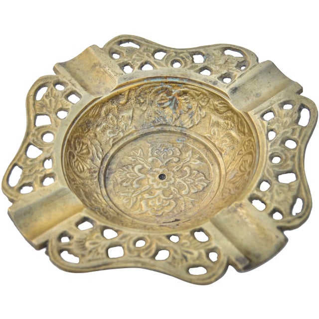 Antique Handmade Floral-Patterned Brass Ashtray For Sale In New York - Image 6 of 6