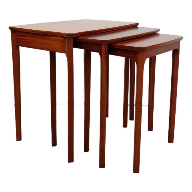 Set of Vintage Mid Century Modern Nesting Tables by McIntosh For Sale