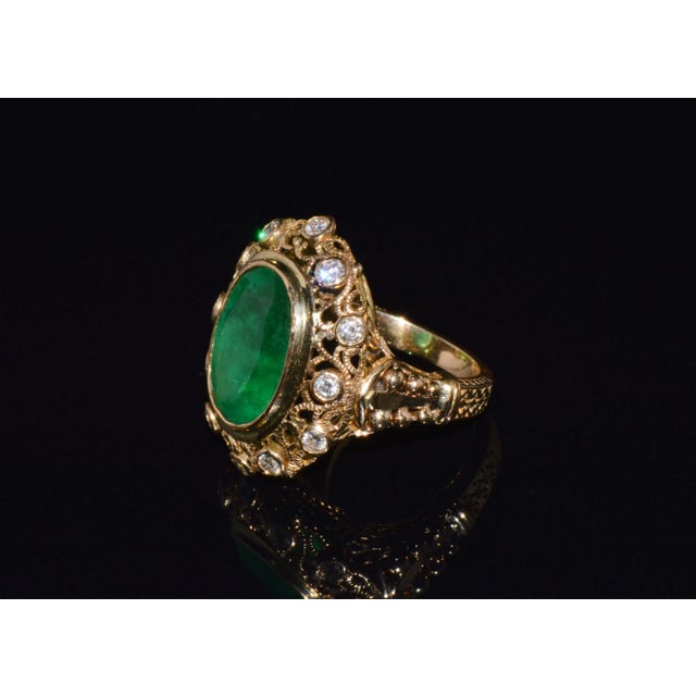 Early 21st Century Certified Natural 7.32cts Emerald Diamond 18k Solid Gold Filigree Cocktail Dome Ring, Size 6.75 For Sale - Image 5 of 11