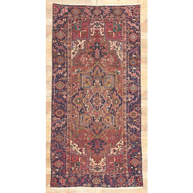 Early 20th Century Antique Persian Heriz Rug - 05'01 X 10'02 For Sale - Image 9 of 9