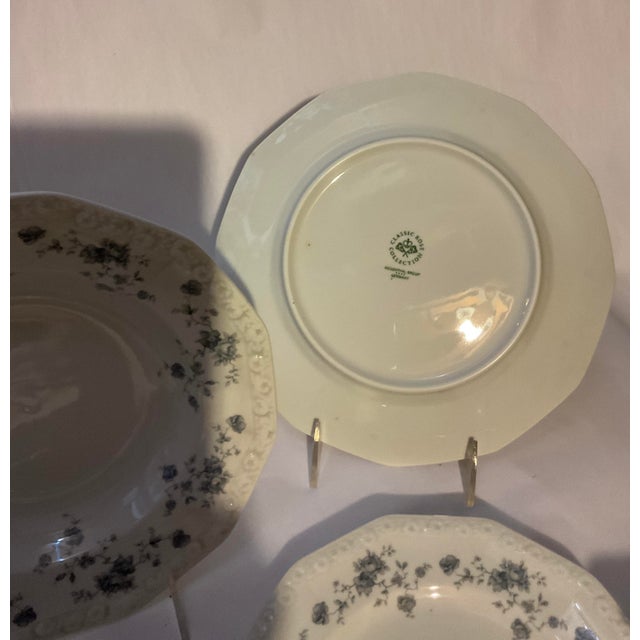 1970s New 1970s Rosenthal Porcelain With Grey Bouque - 73 Pieces Set For Sale - Image 5 of 18