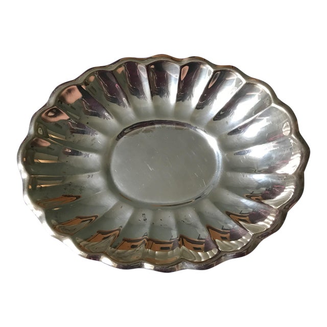 Reed & Barton Silverplate Oval Scalloped Platter For Sale