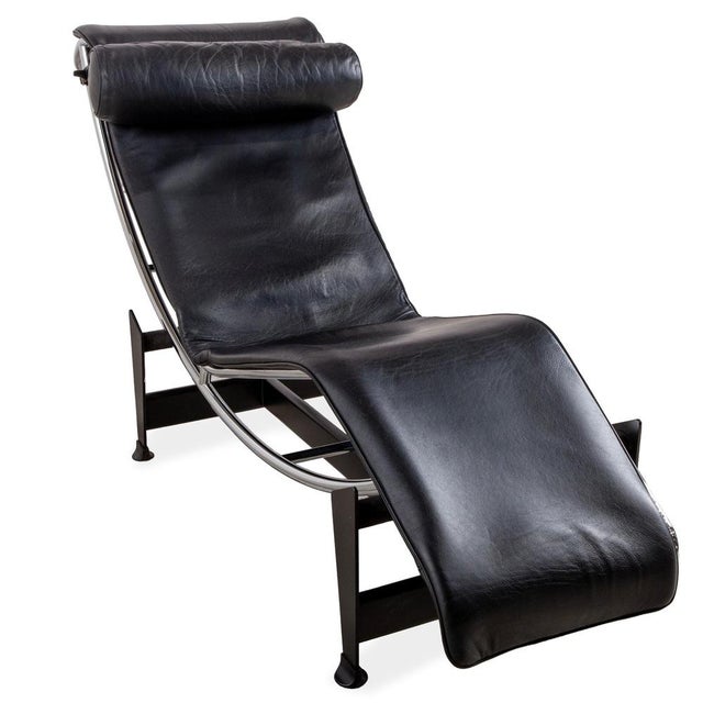 LC 4 Chaise Lounge in Leather by Le Corbusier for Cassina For Sale - Image 15 of 15