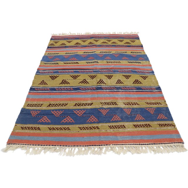 Tribal Vintage Persian Shiraz Kilim Rug - 04'03 X 06'02 For Sale - Image 3 of 9