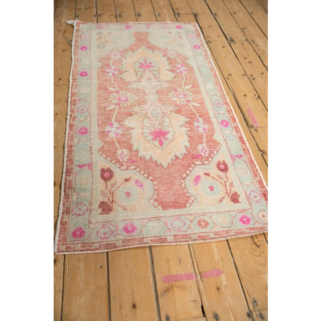 1960s Vintage Distressed Oushak Rug Runner - 2'9" X 5'7" For Sale - Image 5 of 8