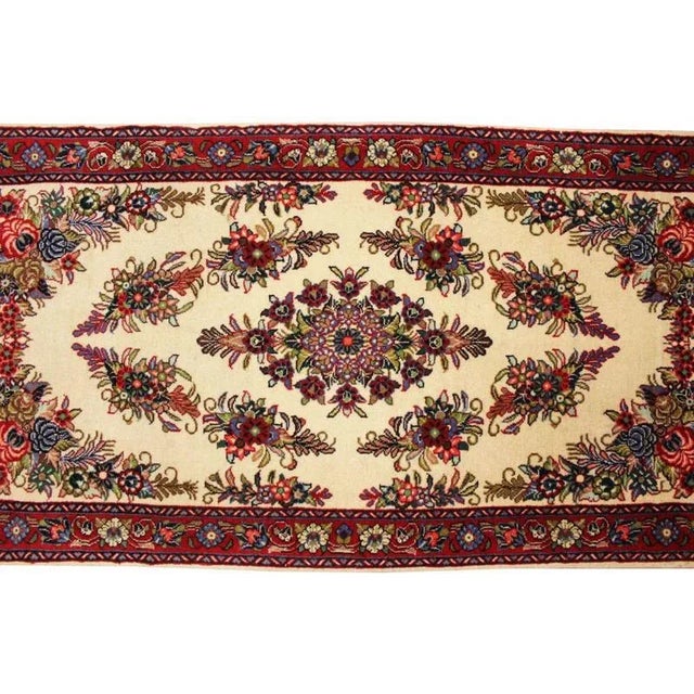 Middle Eastern Hand-Knotted Sarough Rug For Sale - Image 3 of 11