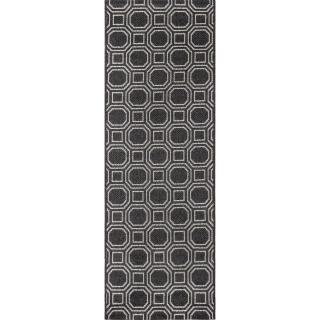 Dress up an outdoor dining room or deck with the versatile design of this all-weather area rug collection. Whether you...