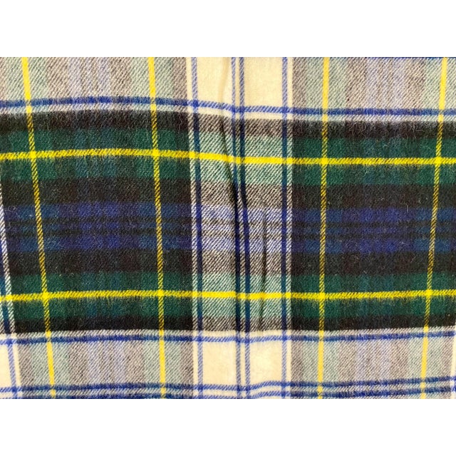 Traditional Gordon Tartan Plaid Throw Made From Super Soft Merino Lambswool - From England For Sale - Image 11 of 13