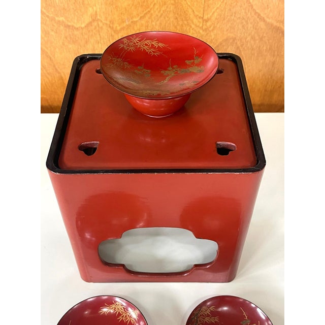 Late 19th Century Japanese Lacquered Sake Drinking Set Meiji Period - 4 pcs For Sale - Image 16 of 18
