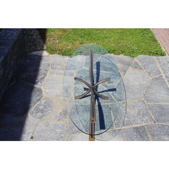 Oval Coffee Table in Bronze and Glass by Michel Mangematin, 1960 For Sale - Image 6 of 13